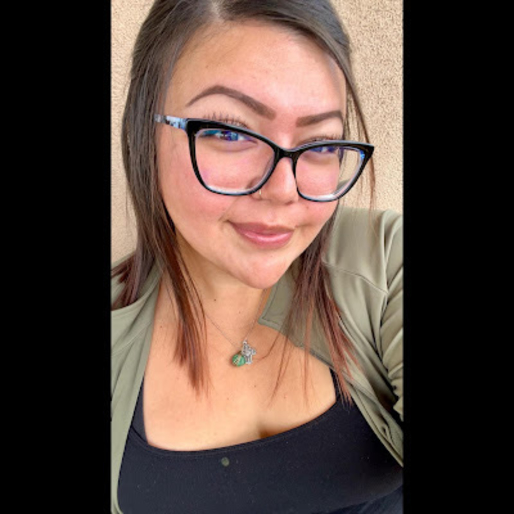 Meet your Posher, Desirae